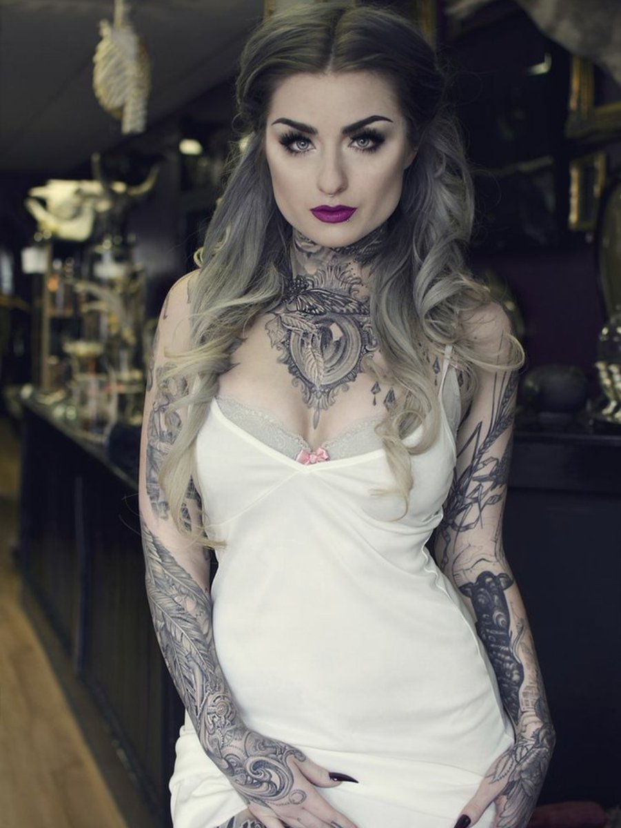 Jeremick3's tweet photo. Te gusta? 😈😈 
.
.
.
.
#tatuajes #mujereslibres #menteabierta #libertad #Atrevida #blanca #labiosrojos #sensual #diabla #sexual https://t.co/aZDABKbqZL