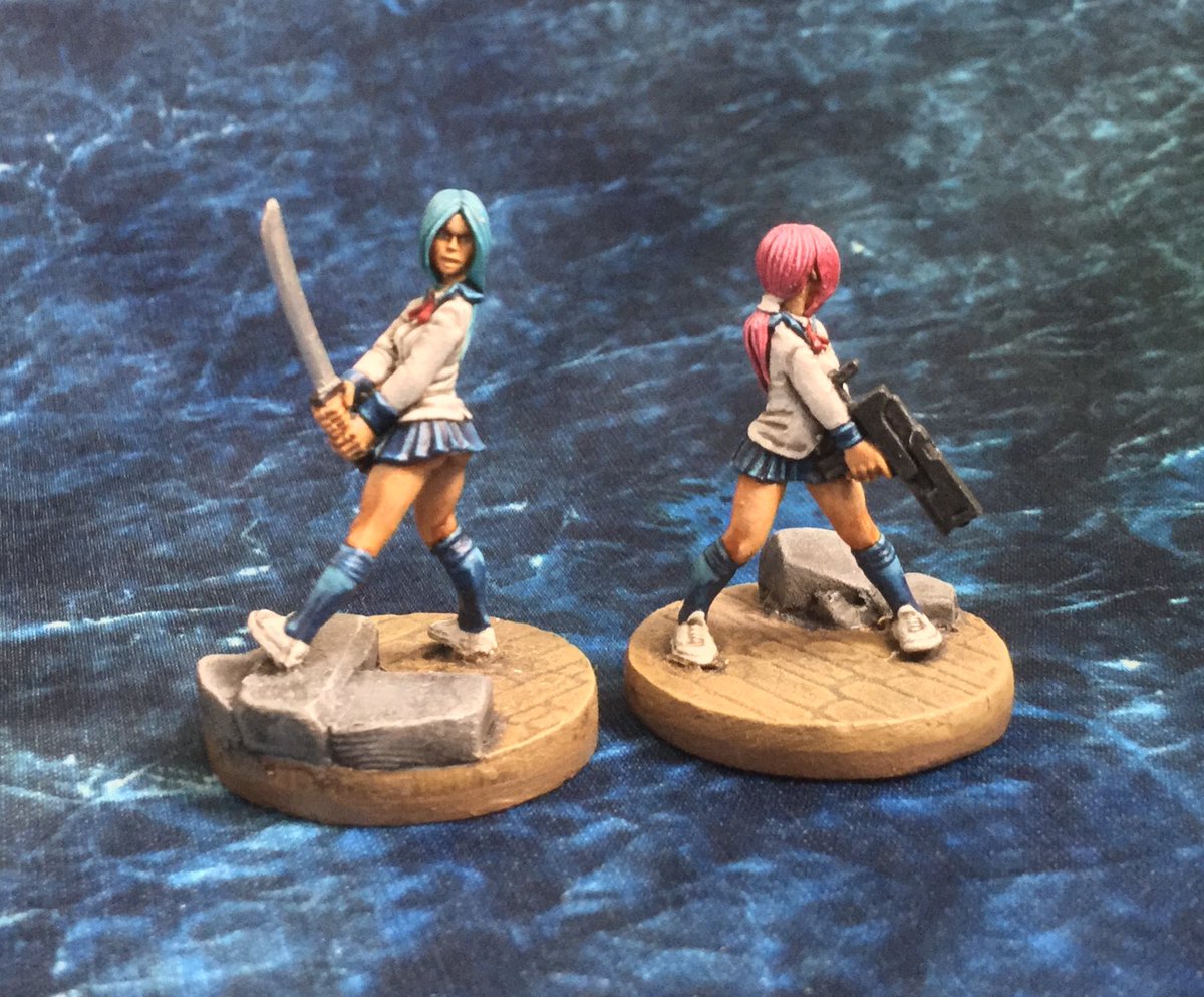 CthulhuPunk's tweet photo. Another late #miniaturemonday- added kick-ass @hfminis twins Keiko &amp; Miki to my #LastDaysZombieApocalypse survivor band.
Slowly coming together!
#miniaturepainting #warmongers #UziLover @LastDaysZA https://t.co/nOsEuE5h1U