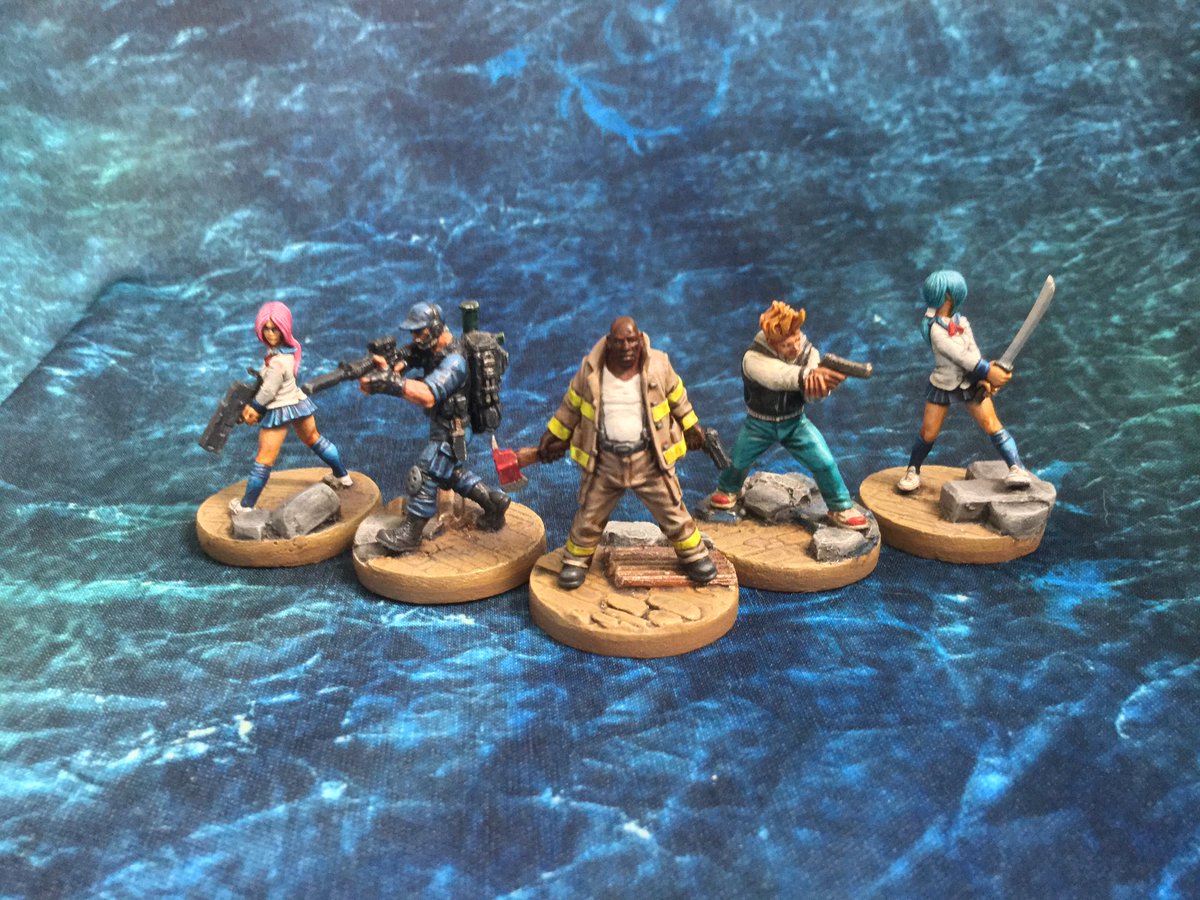 CthulhuPunk's tweet photo. Another late #miniaturemonday- added kick-ass @hfminis twins Keiko &amp; Miki to my #LastDaysZombieApocalypse survivor band.
Slowly coming together!
#miniaturepainting #warmongers #UziLover @LastDaysZA https://t.co/nOsEuE5h1U