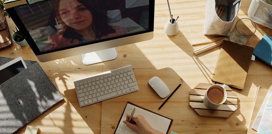 NETQROM's tweet image. Ook bij @PSYTREC_NL krabden ze zich bij de aankondiging van de #lockdown achter de oren. Maar de crisis leverde ook wat op. Directeur Behandelprogramma Agnes van Minnen vertelt over PSYTREC en de lessen van de afgelopen maanden. #ggz #trauma #corona bit.ly/2MnAt2w