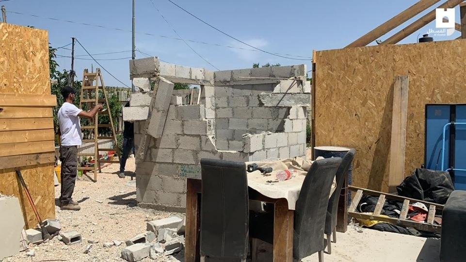 İsrail Kudüs’te Filistinlilere ait 6 iş yerini yıktı