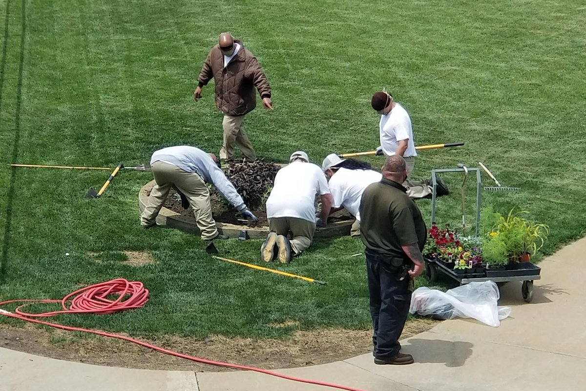 NECorrections's tweet image. As springtime arrived, men at the Tecumseh State Correctional Institution helped spruce up the grounds with some fresh plants and flowers. #SpringFlowers #BeautificationProjects