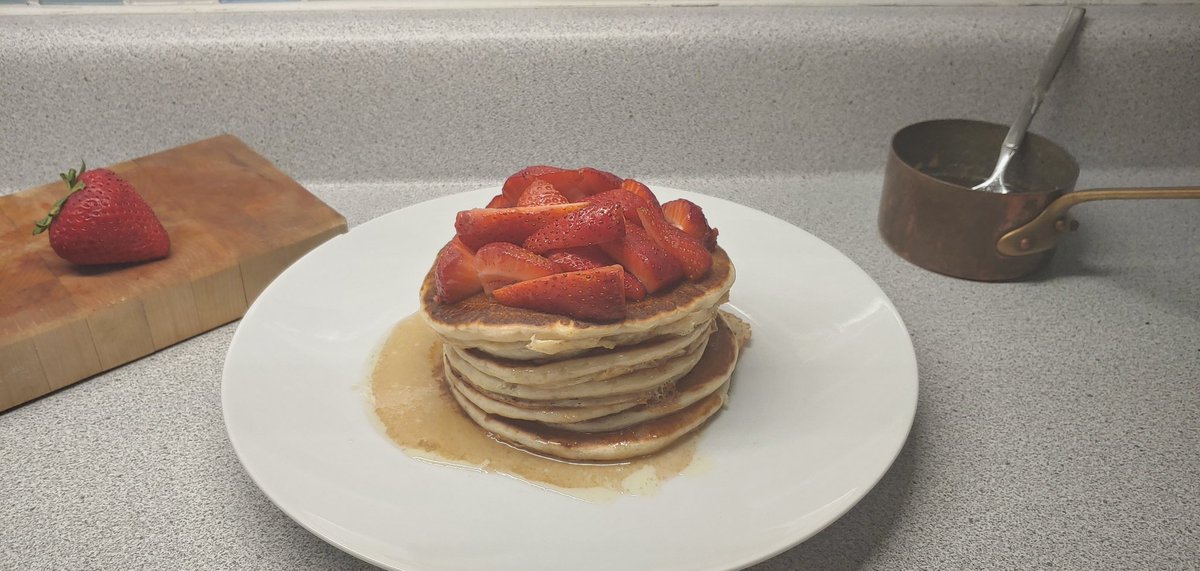 2c AP flour
2 tsp baking powder
1 tsp baking soda
1/4 c sugar
1 tsp salt
Combine all dry ingedients
2 eggs
1 3/4c buttermilk
1/2c milk
3 TBLSP canola oil or melted butter
1 TBLSP vanilla extract
Combine liquid ingredients in 2nd bowl then slowly add to dry indredients