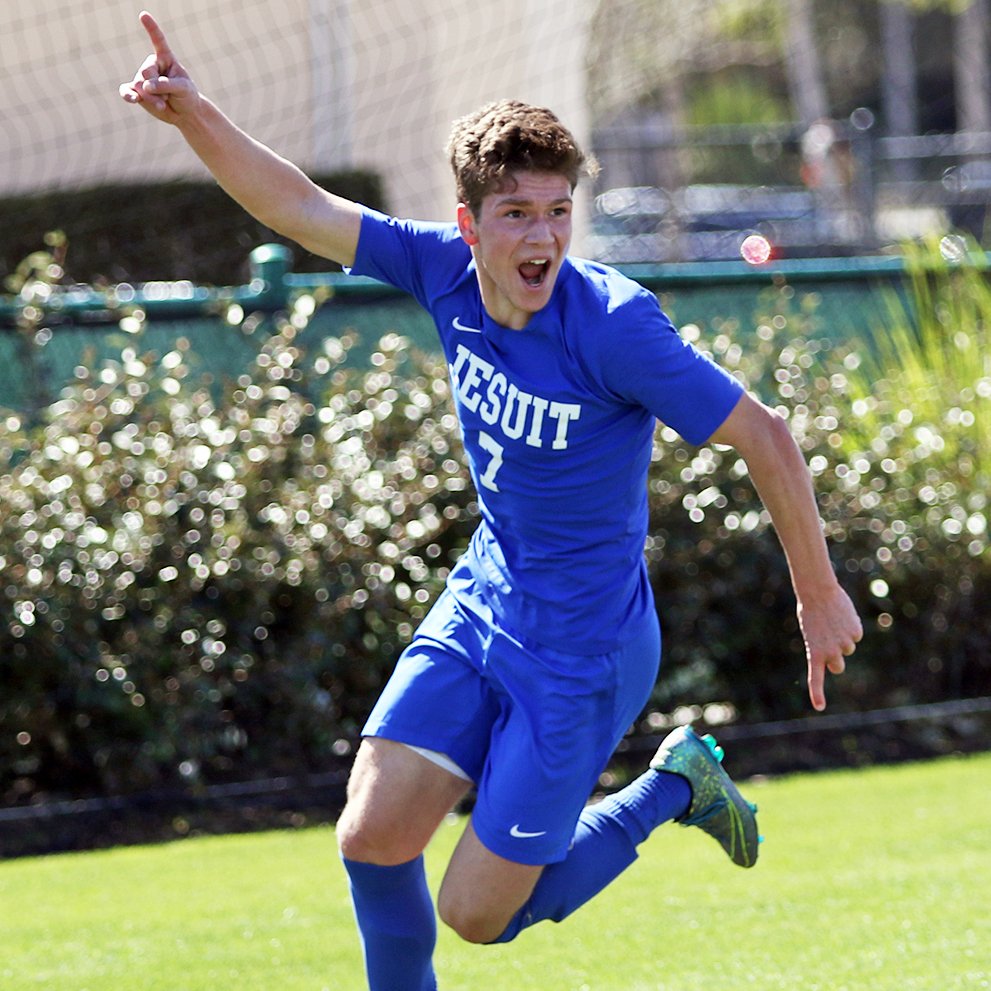 JesuitTampaFL's tweet photo. Jesuit's athletics program did it again! For the 2nd straight year, the Tigers are No. 1 among all sports programs in all classifications in Florida! Click to read how Jesuit sports earned the FHSAA's No. 1 ranking in 2019-20! #AMDG #JesuitAthletics

https://t.co/T2iW6AEVEH https://t.co/Paw0GkV2DX