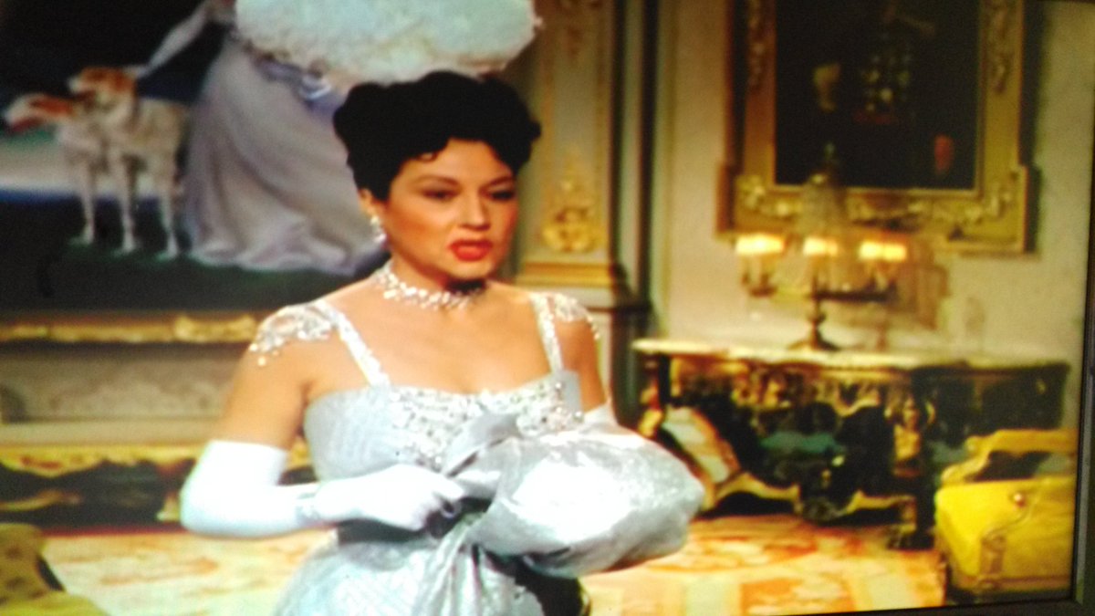 tick7's tweet image. Call me madam