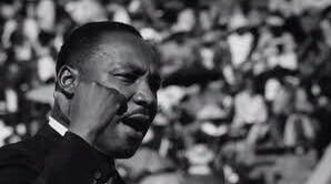 coherence_e's tweet photo. « La non-violence est une arme puissante et juste, qui tranche sans blesser et ennoblit l'homme qui la manie. C'est une épée qui guérit. » #BlackLivesMatter 
Martin Luther King https://t.co/NVlcdPfmcO