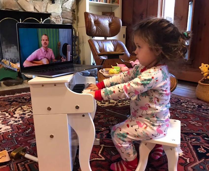 Weekday 9am Singalongs
patreon.com/JeffJamFunClub
Music classes on-line
Birthday parties on Zoom
JeffJam.com 
We're here for you...Let's sing!