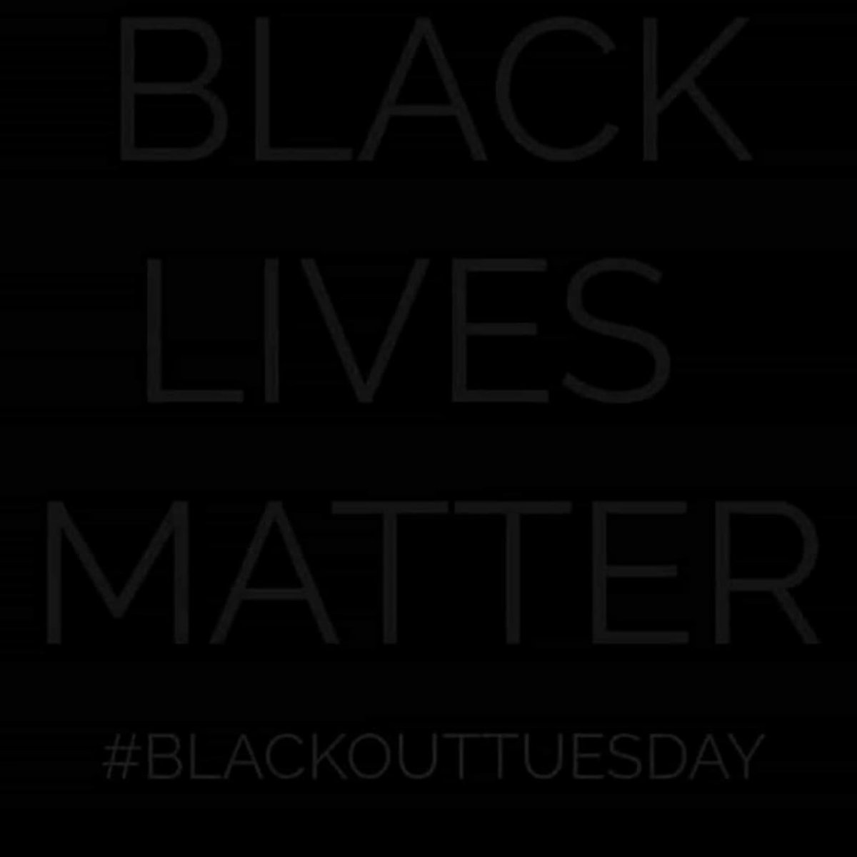 CImagevalet's tweet image. #blackouttuesdsy