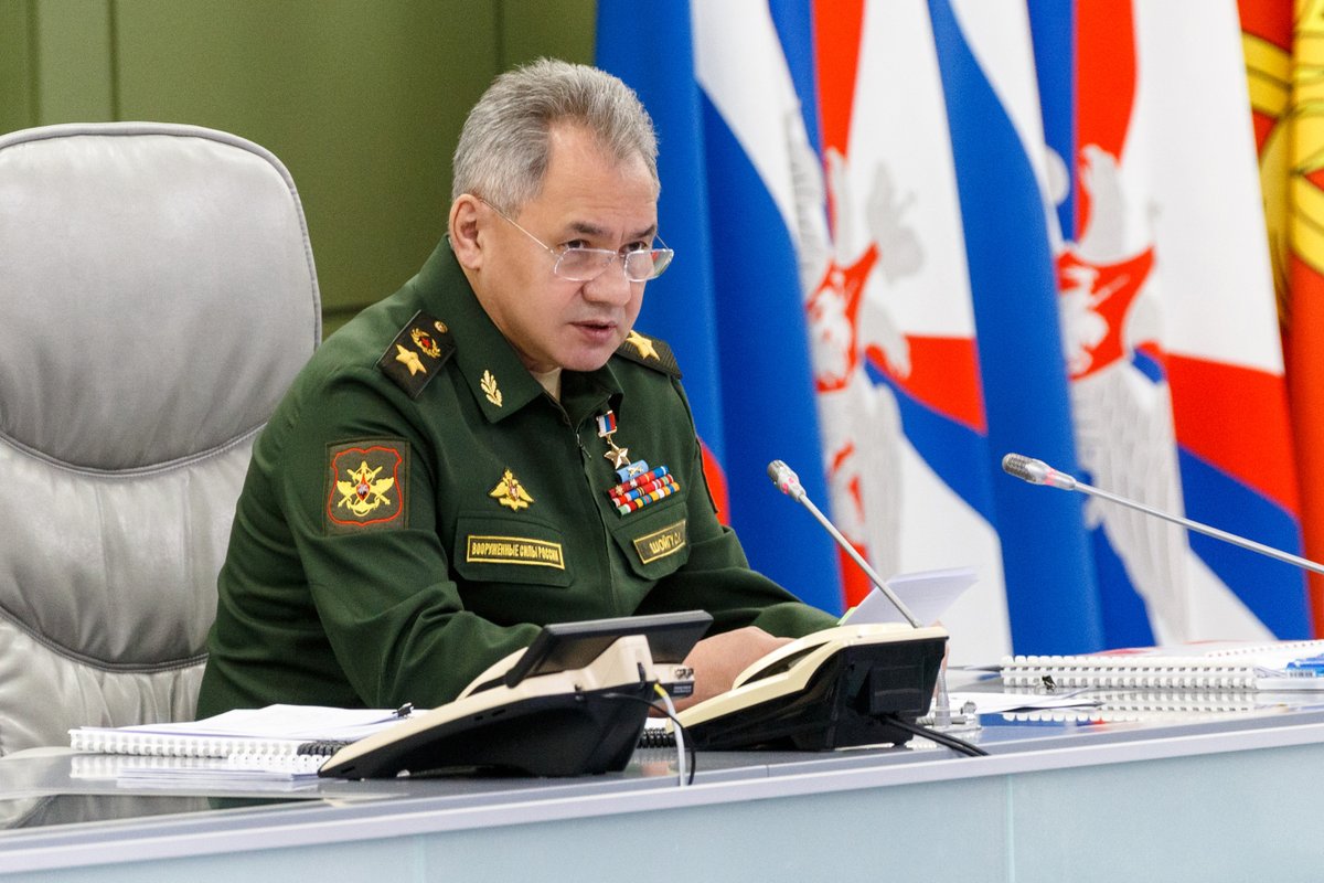 Что такое министерство обороны. Министр обороны РФ генерал армии с.Шойгу. Министр обороны Шойгу 2021.