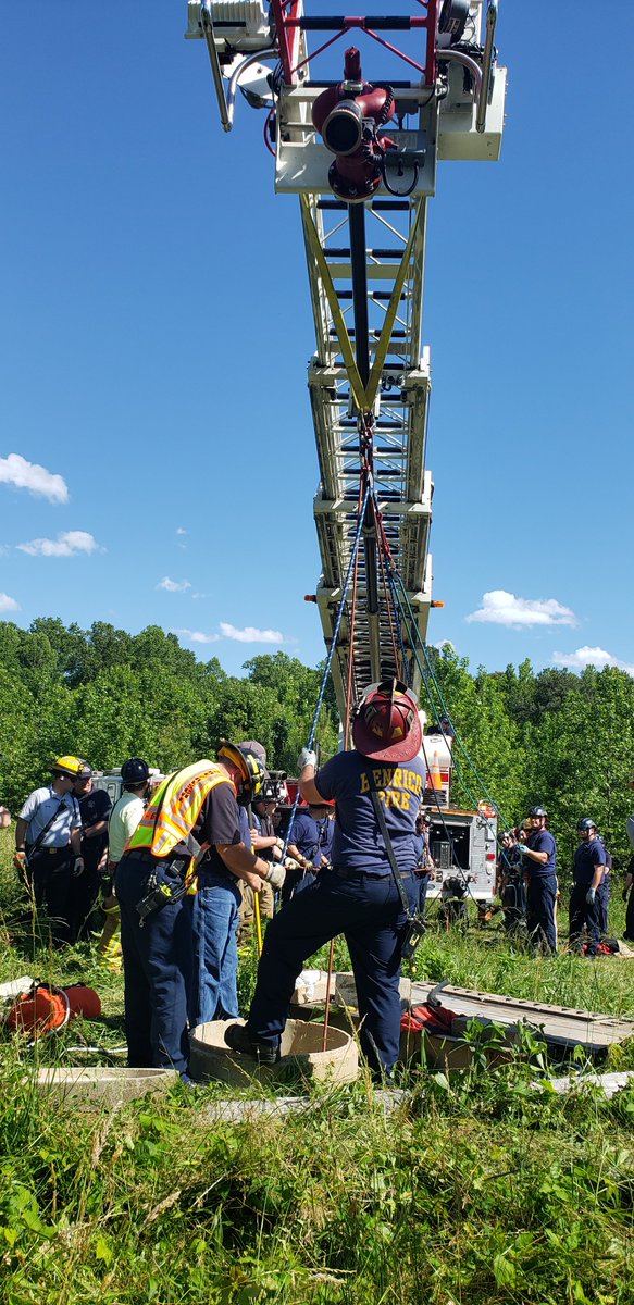 ShannonLillyTV's tweet photo. AMAZING RESCUE: Goochland Fire & Rescue along w/ Henrico Technical Rescue Team were able to pull a man out of a 40 ft. well over the weekend after his ladder broke. The man suffered only minor injuries. The Deputy Fire Chief attributes training & teamwork to their success. @CBS6 https://t.co/JKjmP6ZzOO