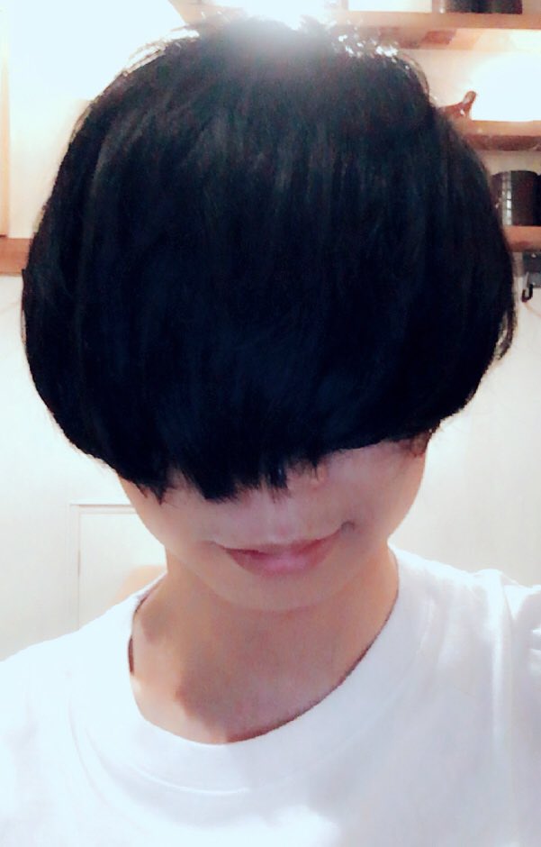 砂川一黄 なんだか今日は街が賑やかだなぁと思っていたらどうやら今日は僕の誕生日みたいです 今一番やりたいコトは散髪です 砂川一黄 なんだか今日は街が賑やかだなぁと思っていたらどうやら今日は僕の誕生日みたいです 今一番やりたいコトは散髪です