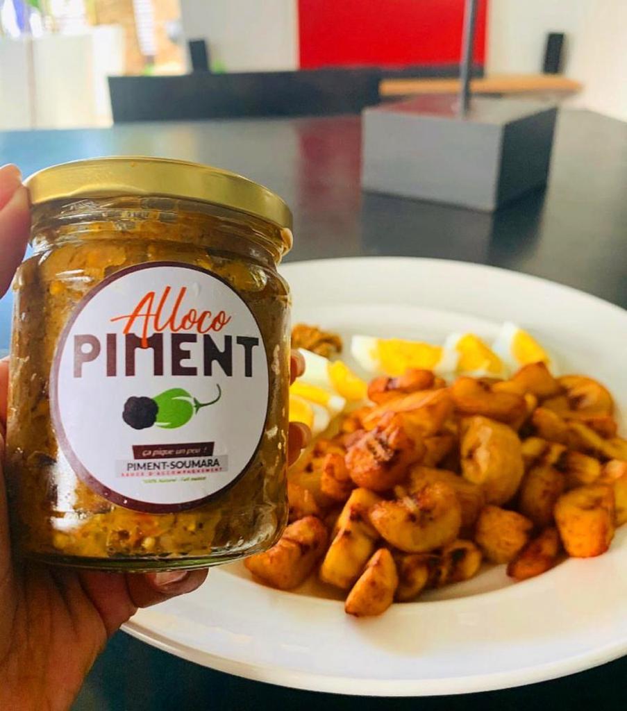 AllocoPiment's tweet photo. Le piment soumara en action ! 🌶😋

• Commandez votre saveur et faites vous livrer dans les 48h à Abidjan • 📞: 0022568999901 
#allocopiment #pimentsoumara #homemade #madeinciv https://t.co/vEXb23TqT1