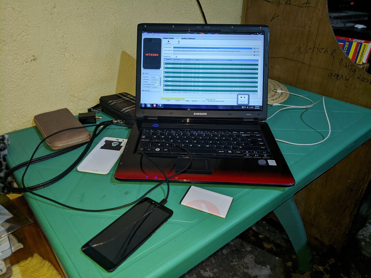 WestenKilla's tweet image. Naka sideline, nakakita ko usob sa interface sa sp flashtool 😂
#xda
#spflashtool