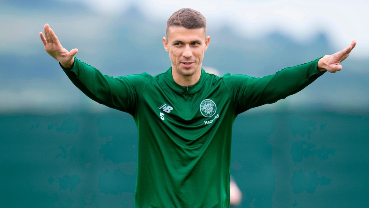 thekingofscot's tweet photo. 2 Haziran 2020, 14:41 hissiyatı...
Olur da Nenad Bjelica gelirse, Fenerbahçe stopere Celtic'ten boşa çıkan Hırvat Jozo Simunovic'i alabilir... https://t.co/4cuu6xvEas