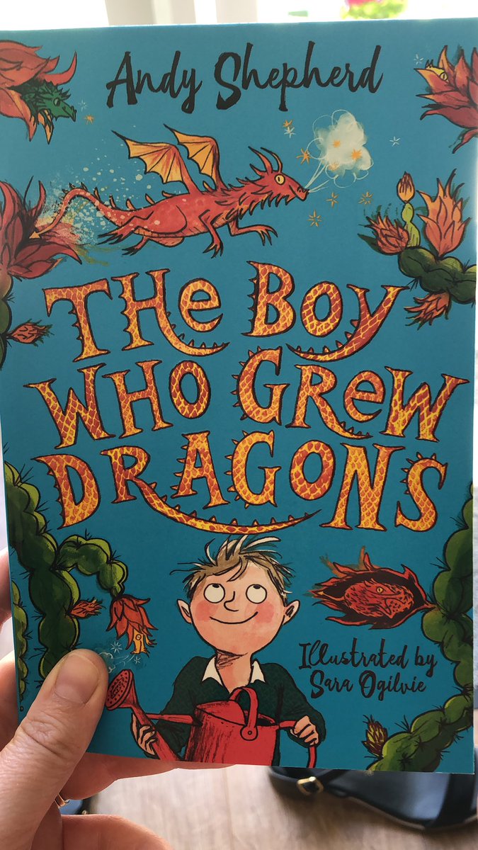 samhubflying's tweet photo. Day 1/10 of my favourite books.
I’ve just started to read this book to my class online and I think they will love it! So much creativity and descriptive language used throughout and a lot of fun! #readingforpleasure #spreadthehappiness #readingmatters @HubFlying https://t.co/q2X4nYC25c