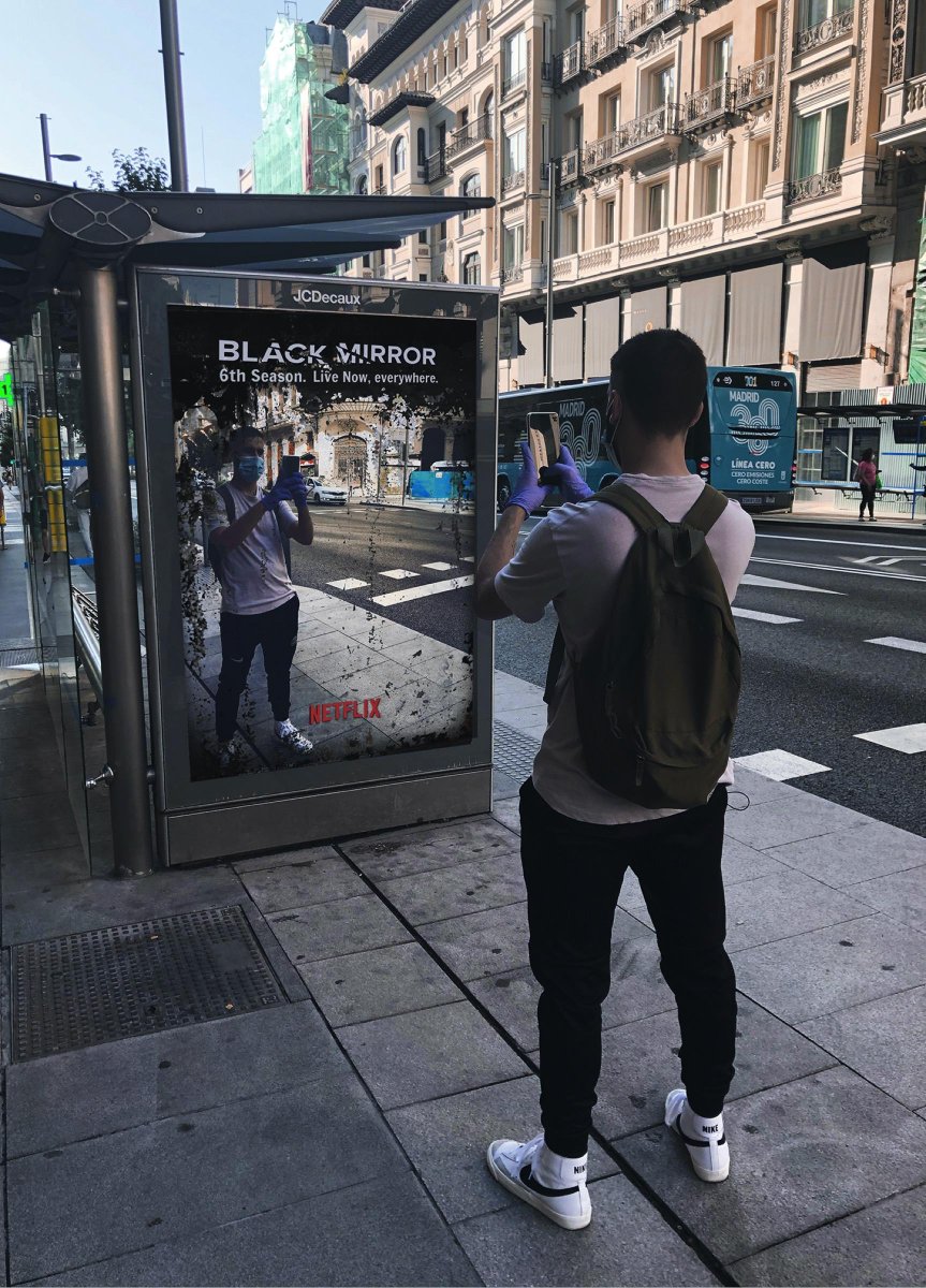 Black Mirror. 6th Season. Live now, everywhere. adsoftheworld.com/media/outdoor/… #BlackMirror #Creativity #Pandemic #Covid19 #StudentAd