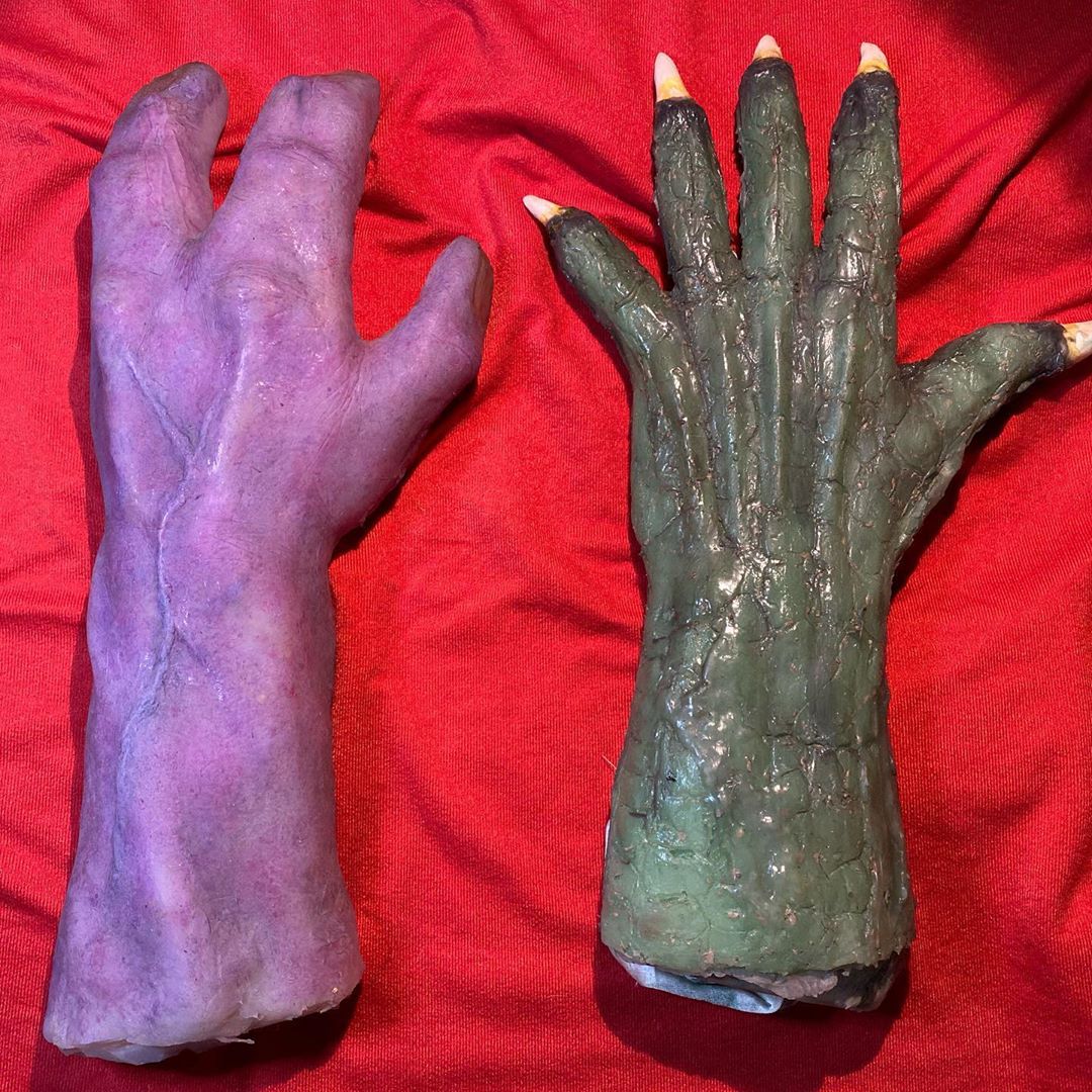 Smooth-On on X: @spatcave makes monster gloves with Dragon Skin™ platinum  silicone, Silc-Pig™ pigments and Psycho Paint™! #smoothon #costume  #fxmakeup #fx #monsters #specialeffects #silicone   / X
