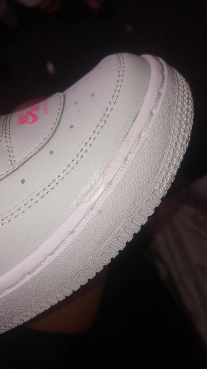 Meg_bxx's tweet photo. @JDSports @JDhelpteam can someone please contact me over my trainers which have arrived this morning but seen to of already been worn by looking at the marks on them?! https://t.co/TbTkyUM2hQ