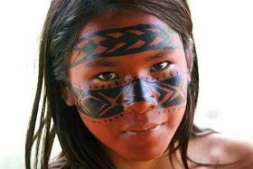 Chely2598's tweet photo. Que no se te olvidé que en tu país también existe el racismo, la discriminación , la homofobia , la misoginia y el clasismo. 
#Anomymous https://t.co/2RAlQG5sew