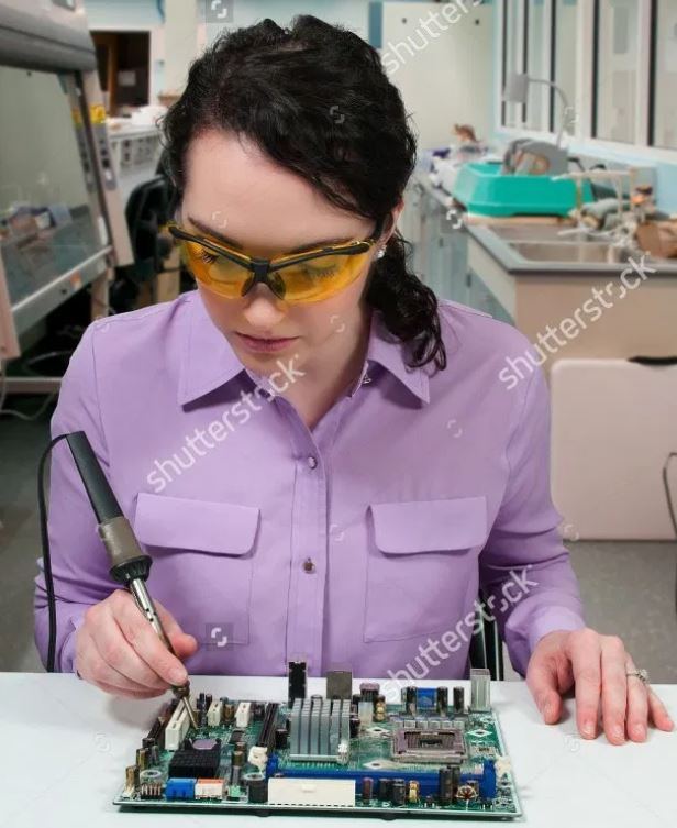 Techmor's tweet photo. @alangarf @eevblog Love it. Here is a stock photo of the proper way to probe a board: https://t.co/GyI9dOoWwG