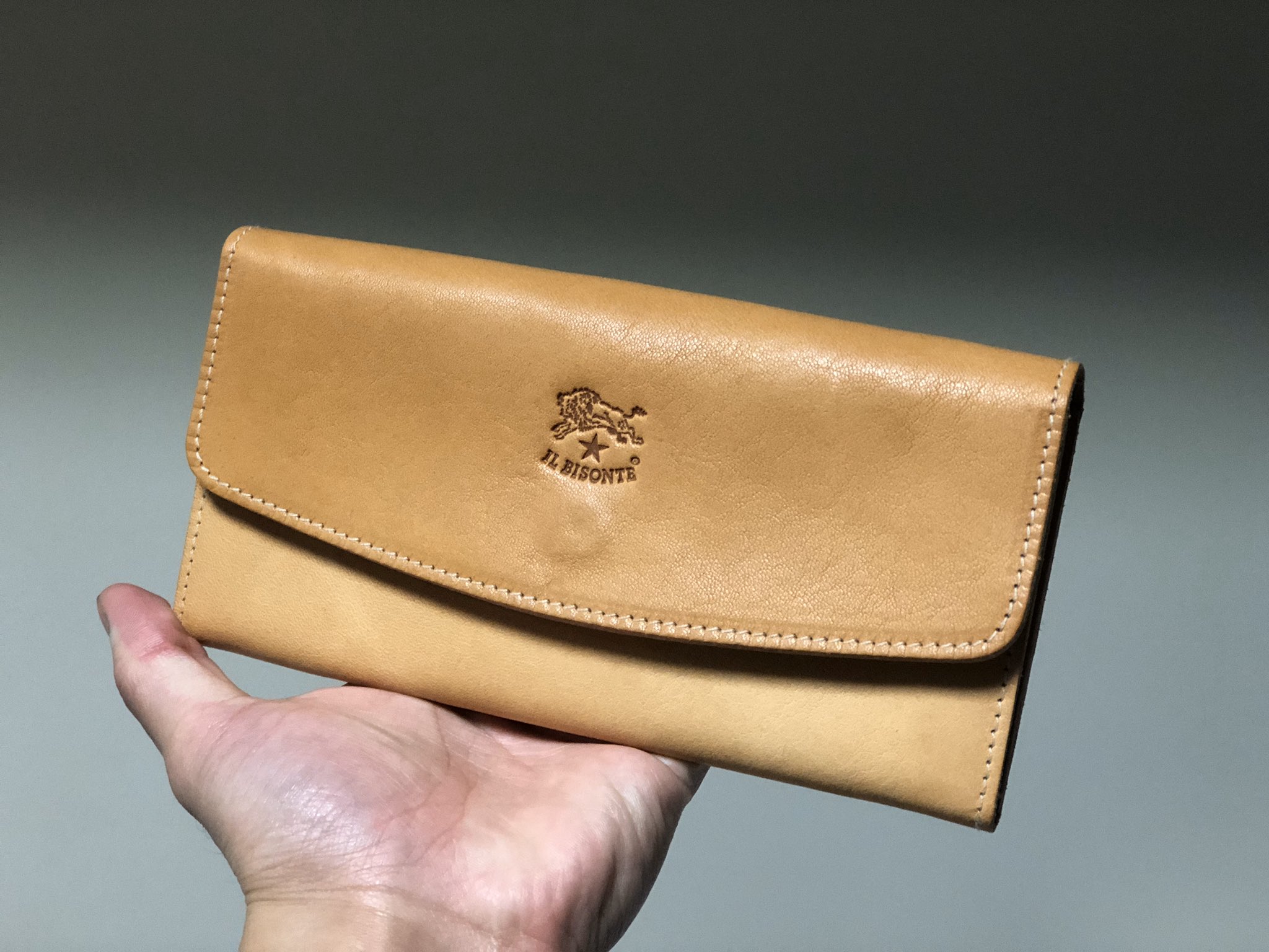 くまた ブログ 動画編集 16 イルビゾンテの長財布 単純にイルビゾンテが好きなだけなんだけど ヌメ革の色の変化がやっぱ愛おしい だいぶ色変わってきた方 T Co Ossrbzjm7t T Co S5ea7jcql2 Twitter