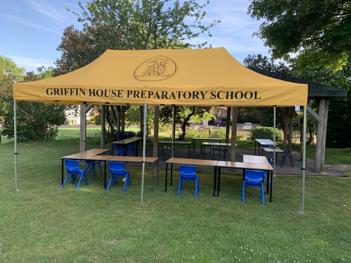 GriffinHouseSch's tweet photo. All ready for some outdoor learning today! We are so fortunate to have the outdoor space to allocate to each of our bubbles....and the weather to go with it. #GHSCoreValues https://t.co/DTufIm82US