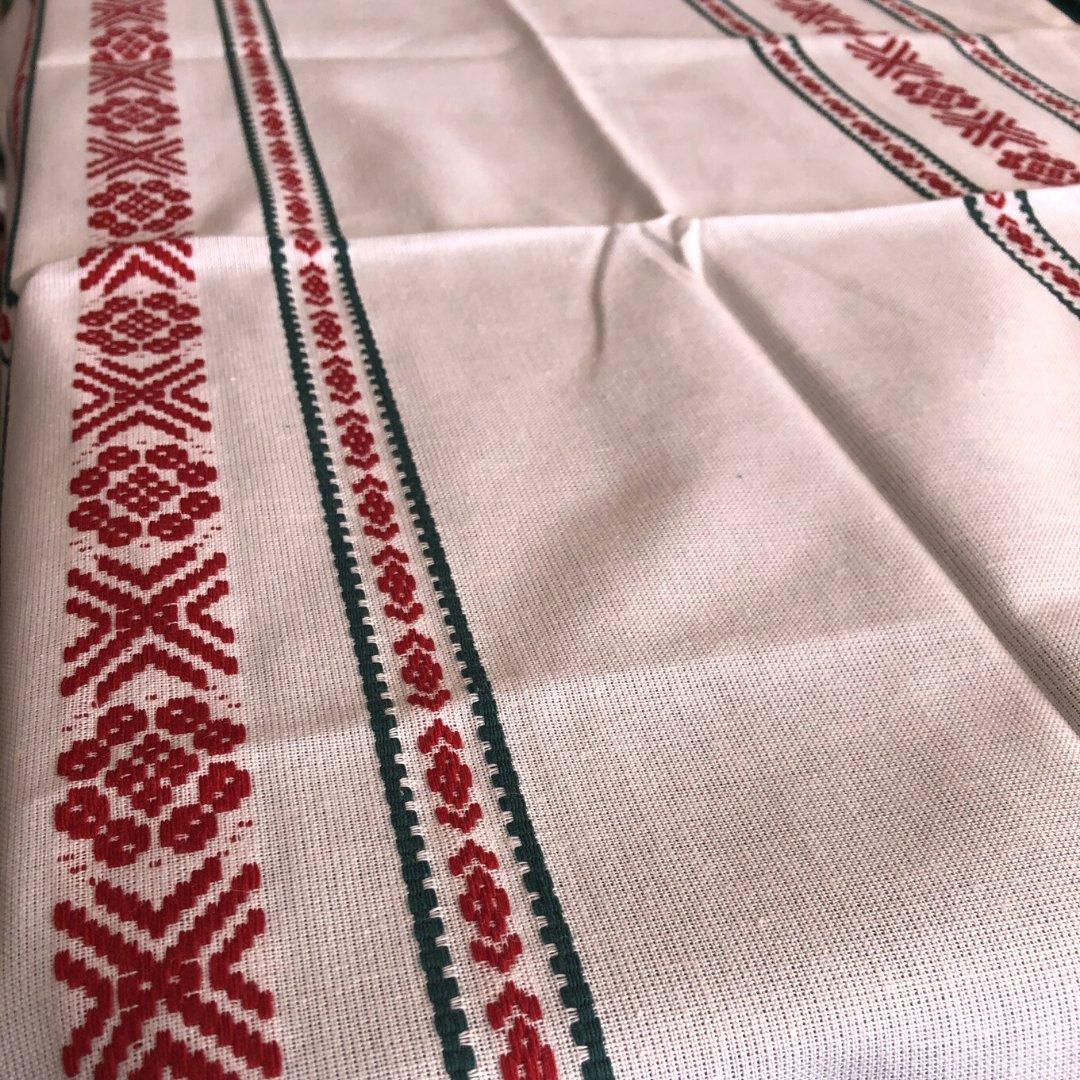 nonbait's tweet photo. 🏠 El tejido vasco es muy caractarísticos en txokos, hogares, restaurantes, sociedades gastronómicas... ¿Qué color te gusta más? 🤩

➡️ https://t.co/VutpKkAYYb

Mira manteles, servilletas, bolsas de pan, trapos de cocina... y todo lo que tenemos con estos tejidos. https://t.co/QlUsJrV1qL