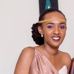 OneYoungAfrica's tweet photo. As a result of skills transfer, youthful Rwandan drone engineers like Melissa Rusanganwa are helping @Zipline find a foothold in the US, delivering medical supplies quickly and efficiently as the United States works to contain the Coronavirus pandemic. 
https://t.co/0ZekJRGwld https://t.co/ve949pQybv