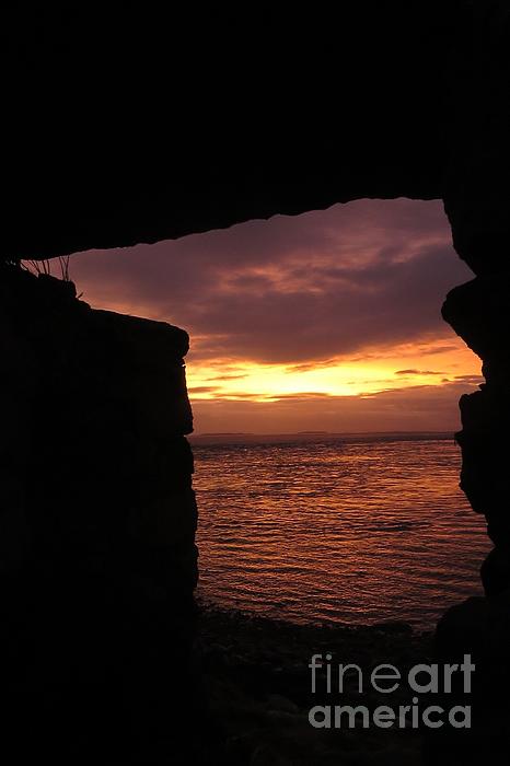 NonObsessive's tweet photo. New artwork for sale! - "Sun Rise Thru Stone Window Frame" - https://t.co/oPbWPH6p4v @shoppixels https://t.co/KqzMMCEuDE