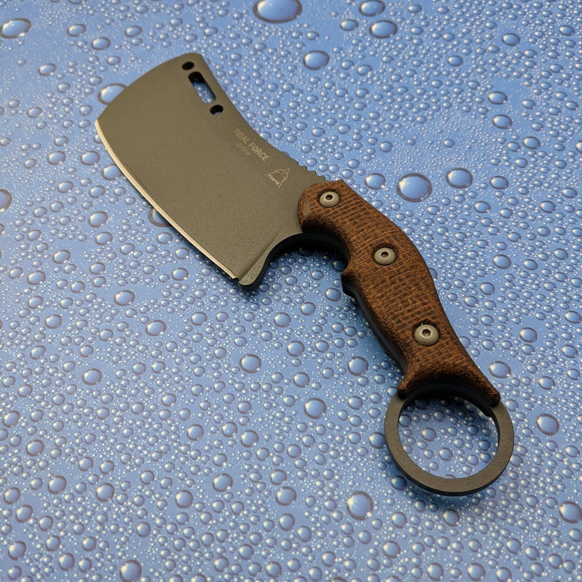 bladeops's tweet image. TOPS Tidal Force

Cleaver and a karambit

#topsknives