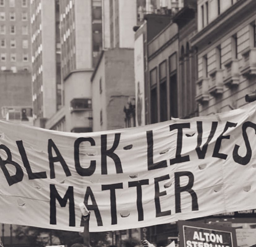 WellFeeding's tweet photo. #BlackLivesMatter ✊🏻✊🏽✊🏿 #Igualdad #stopracism https://t.co/7e63h6jlV6