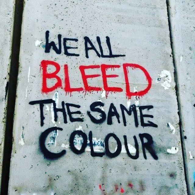Joey7Barton's tweet photo. #BlackLivesMatter ✌🏻✌🏽✌🏿 https://t.co/ci7AwQBVuJ