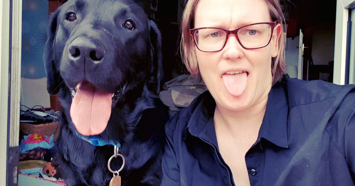 Jay_Glo's tweet photo. Mukkas. #dogsofinstagram #guidedogsofinstagram #labsofinstagram #blacklabsofinstagram #labxretriever #doggo #pupper #mukkas https://t.co/ZyBZxP8Gtw