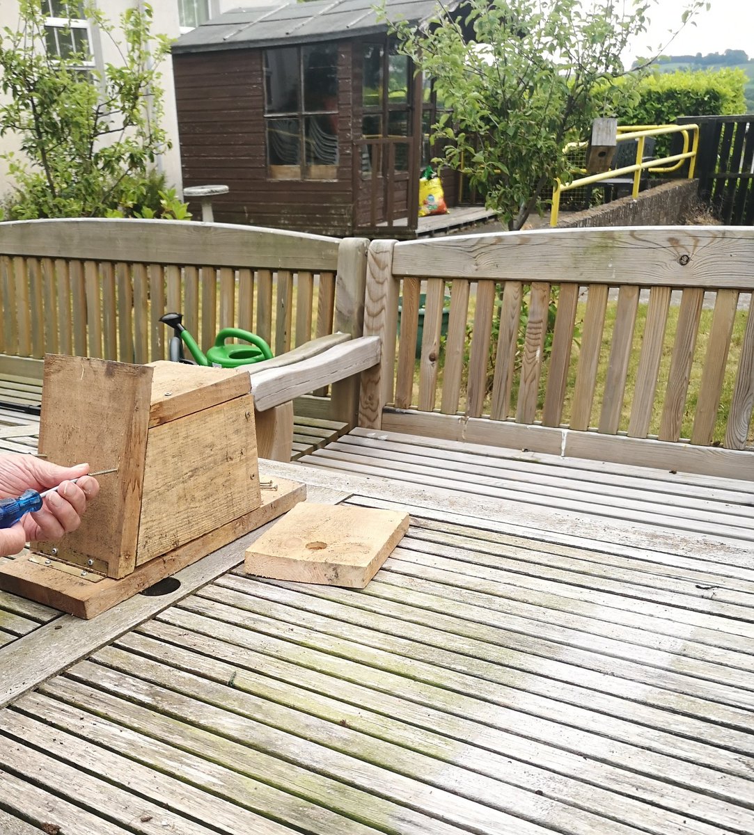 Working with a patient on the ward on a woodwork project. He enjoyed doing the manual work, he also enjoyed 'being my gaffer' when his hands got tired! 
#meaningful #DementiaAwarenessWeek2020
#OccupationalTherapy
@kerrylowe11 @nhsfife @jacquichung