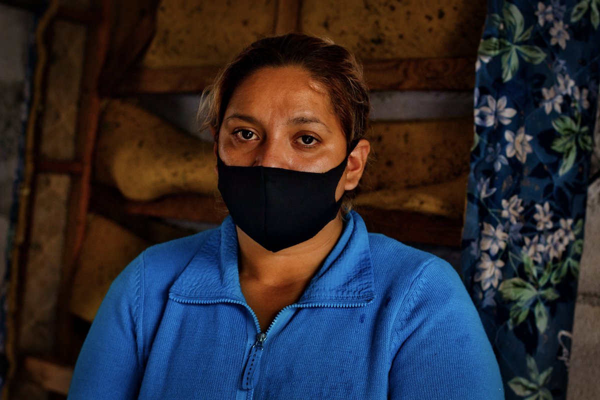 uniceflac's tweet photo. "Everything has been tragic and painful. In this neighborhood there are many affected families who have lost everything. We have to start from scratch”
Marina Cordero (26) and her 3 children are in one of the 150 shelters for families impacted by #StormAmanda in #ElSalvador. https://t.co/iTtMiSf1sp