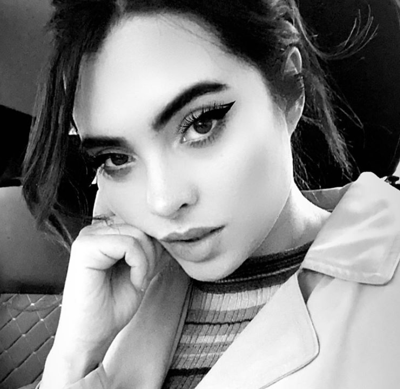 Scarlet Gruber vuelve a las producción nuevamente de la mano de <a href="/NachoSada/">IGNACIO SADA MADERO</a> en #Sabina. la actriz interpretará a "Sandy Cabrera" una chica soñadora y ambiciosa con grandes aspiraciones. ¡Felicidades, <a href="/ScarletGruber/">Scarlet Gruber</a>!