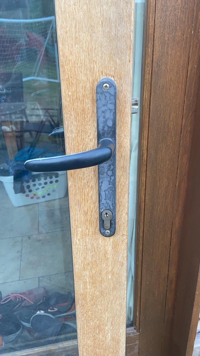 Lockfasthfd tweet media