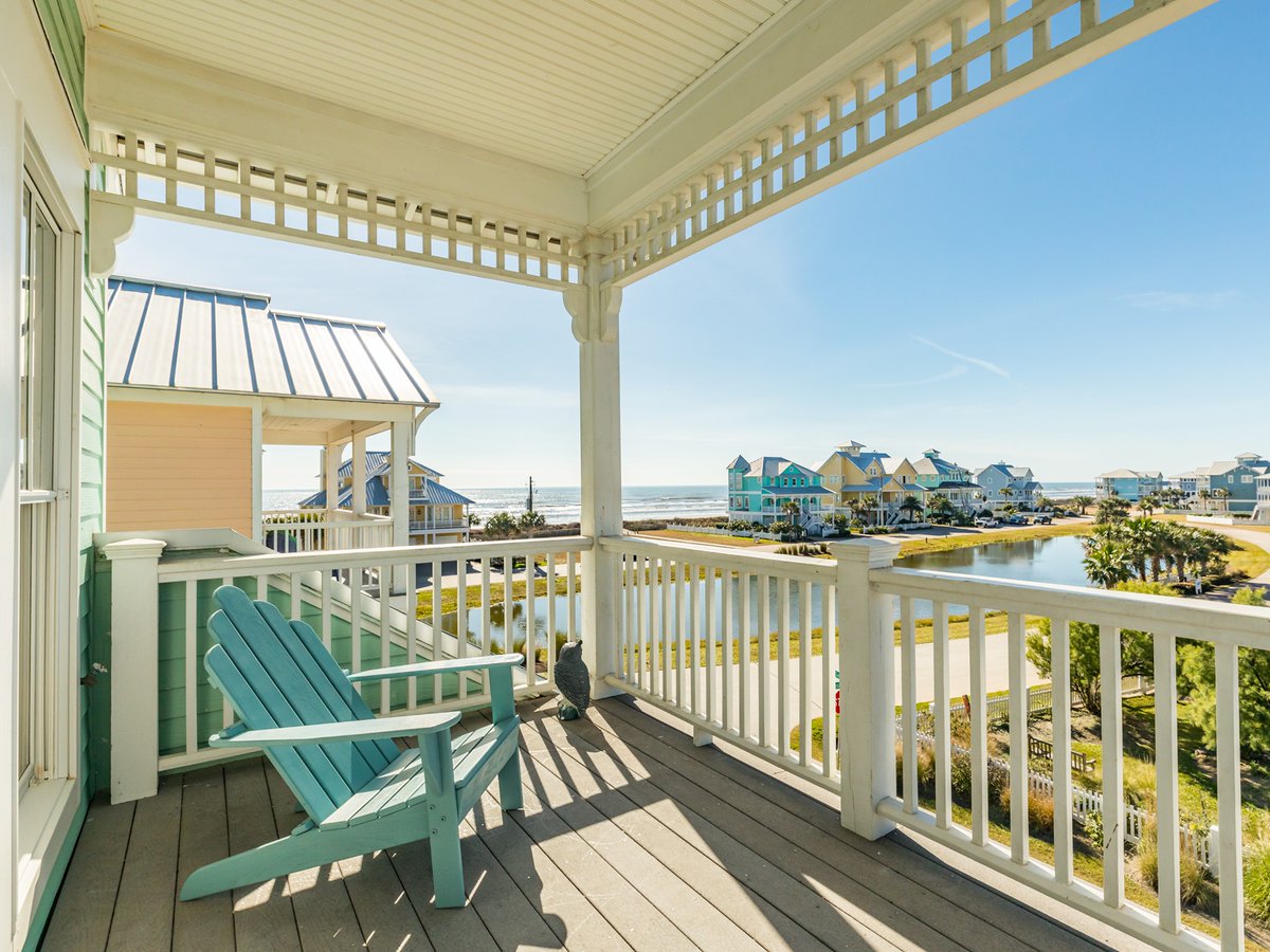 GalvestonIsland's tweet photo. RT if you'd love to wake up here soon...

To learn more about vacation rentals, visit https://t.co/JKd7qF1xTd
#LoveGalveston https://t.co/4LsGrdwkQ6