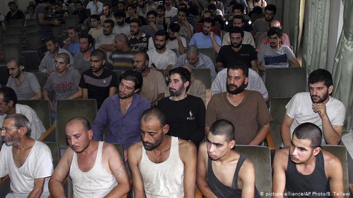 الشعب #السعودي :
لا أستطيع أن أتنفس!
الشعب #المصري :
لا أستطيع أن أتنفس!
الشعب #الإماراتي:
لا أستطيع أن أتنفس!
الشعب #السوري:
لا أستطيع أن أتنفس!
الشعب #البحريني:
لا أستطيع أن أتنفس!
الشعب #اليمني:
لا أستطيع أن أتنفس!
الشعب #الفلسطيني:
لا أستطيع أن أتنفس!
#مظاهرات_امريكا
#البحرين