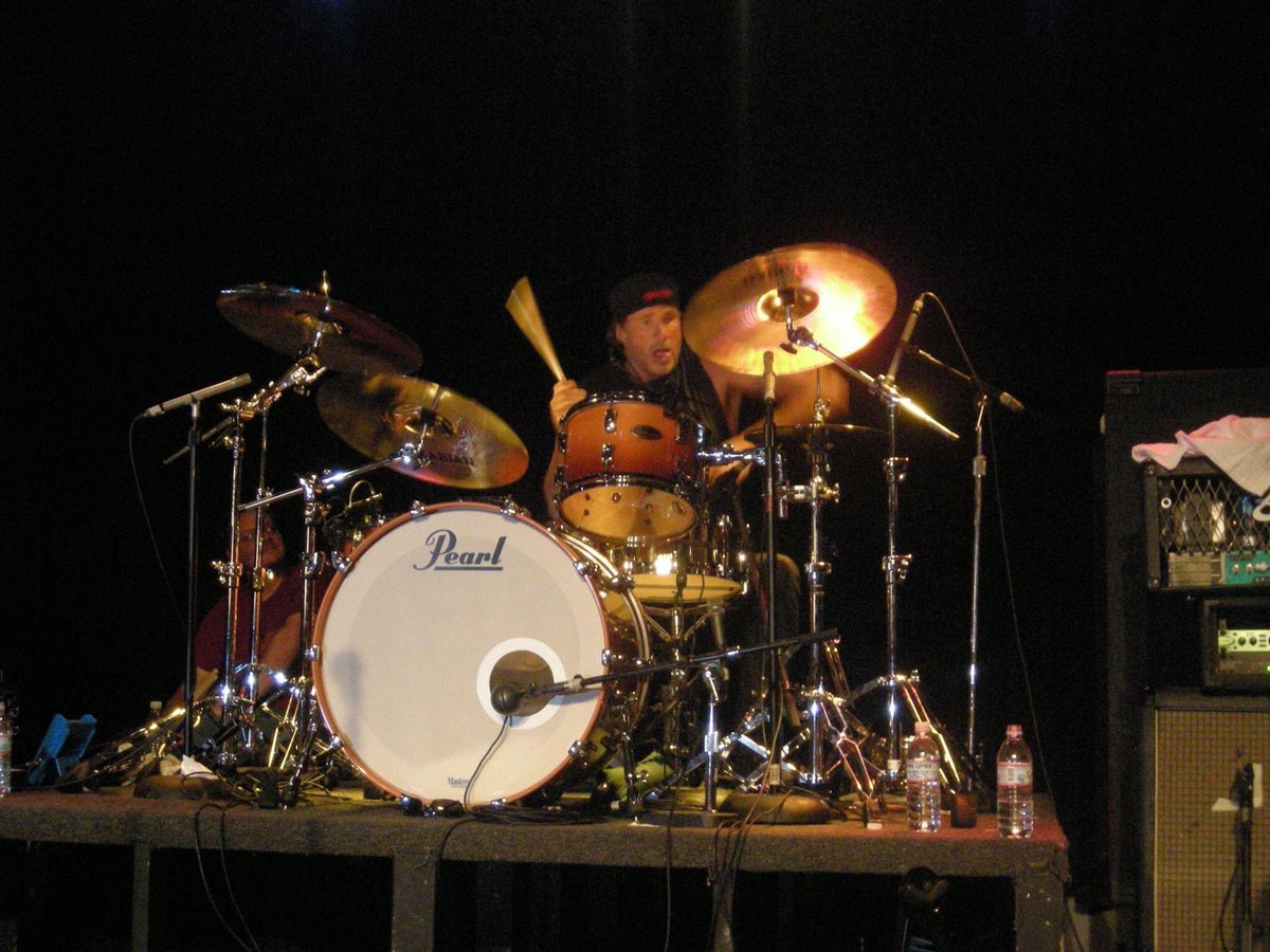 WolfySmithRocks's tweet photo. Today in 2007 with @glenn_hughes @jeffkollman @RHCPchad a fantastic show. Hope to see you all playing together again. https://t.co/Y5x44SmZGa