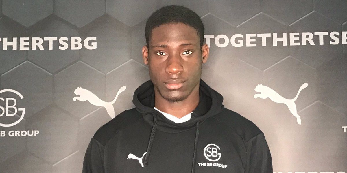 BracknellTownFC's tweet image. ✍️ Platt Signs 

The gaffer is extremely happy to welcome back Mickel. The striker had fantastic 4 months with the gaffer last season and we’re delighted to sign him for another year. 

#WelcomeBackMickz