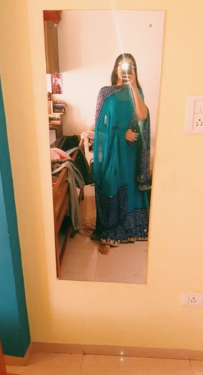 Drop your mirror selfiesss. :)))