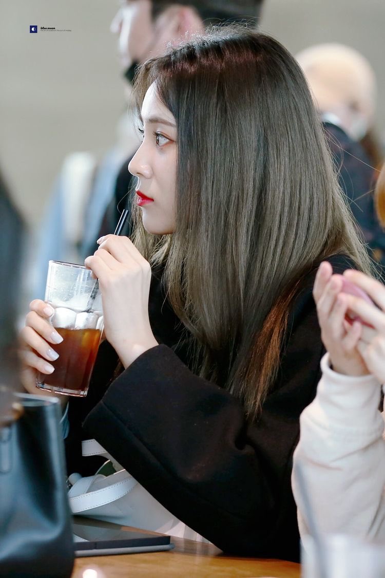 jinsoulpic's tweet photo. https://t.co/tL2mCpJIeg