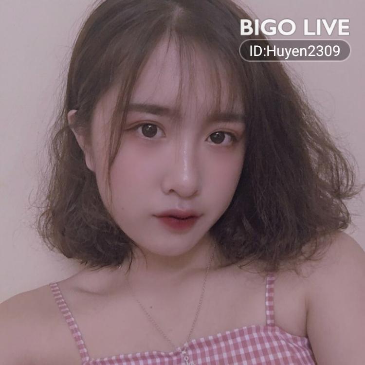ChngDinh1's tweet photo. Xem ngay 🧚‍♀️Bé Min🍭🍀 đang live trên #BIGOLIVE: Đầu tháng may mắn❤️🍀  
https://t.co/tqEfnzBiaO https://t.co/BJ2kxk3YgK