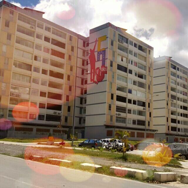 mileidychirinos's tweet photo. Los y las habitantes del urbanismo socialista y chavista solicitamos las gestiones pertinentes para la colocación de #InternetParaUrbEzequielZamora en Fuerte Tiuna. ¡Juntos todo es Posible!

@Mincy_VE @Gabrielajr @Dcabellor @NicolasMaduro @ErikaPSUV
@AlcaldiaCCs @CCALukashenko https://t.co/Nz2GeEJ9ur