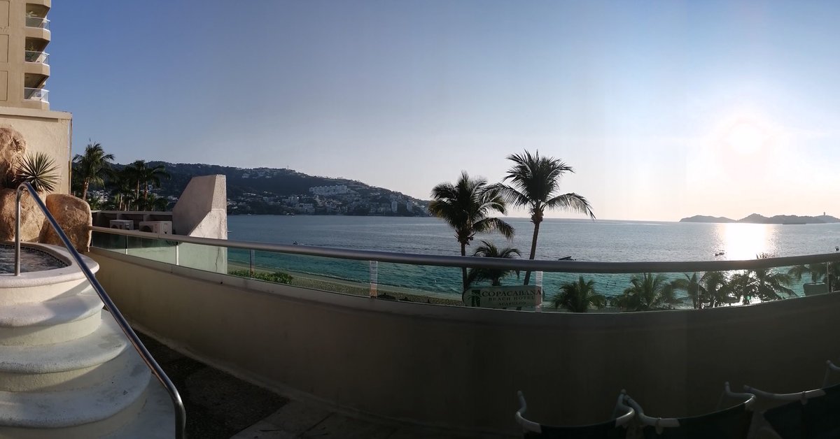 🌴🏖️Cada día falta.poco para que puedas disfrutar de #Acapulco #AlEstiloCopacabana.
⛱️🌊 🎶 "En el copa-copacabana"🎵🎤