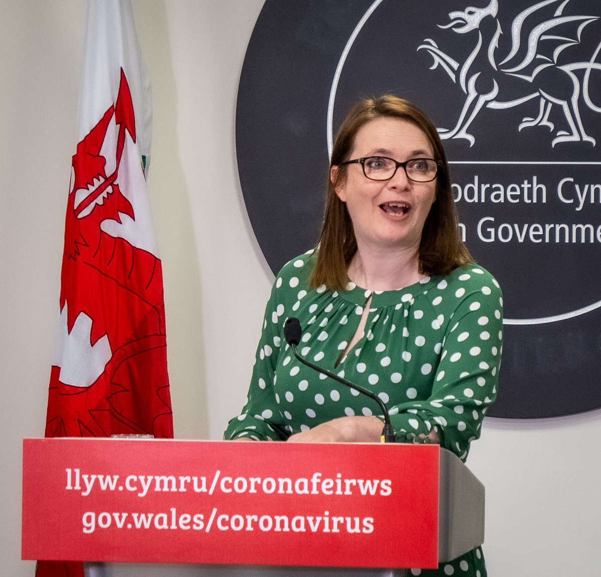 Heddiw, byddai’n fyw ar gyfer cynhadledd i'r wasg <a href="/LlywodraethCym/">Llywodraeth Cymru</a> lle byddai’n rhannu’r wybodaeth ddiweddaraf am ysgolion yng Nghymru.

Today, I’ll be live for <a href="/WelshGovernment/">Welsh Government</a>’s press conference where I’ll provide an update on schools in Wales.