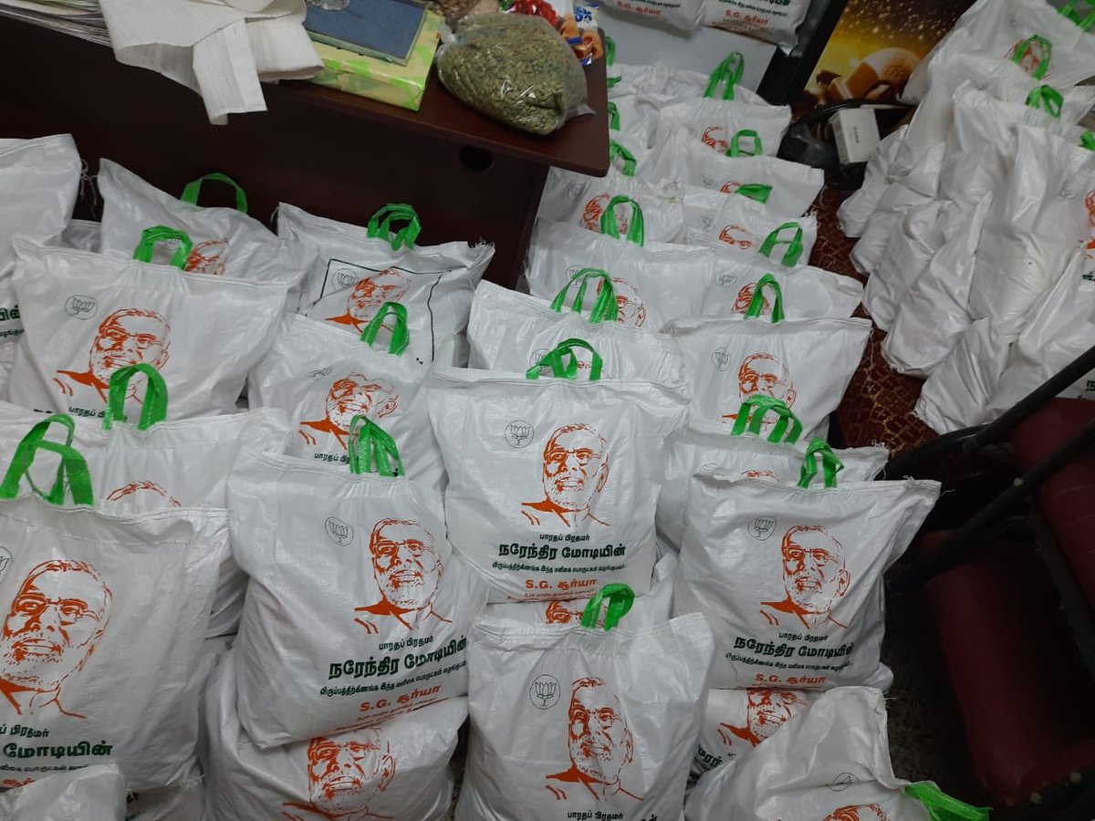 SuryahSG's tweet image. Packing #ModiKits consisting of provisions sufficient to a family for one month for distribution for poor &amp;amp; downtrodden people of #TNagar area of Chennai. Need all your blessings to help out more &amp;amp; more poor people in the coming days. 🙏🙏🙏 #CoronaRelief