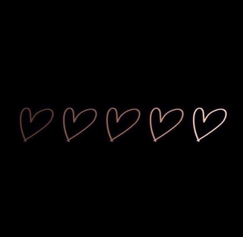 cropop11's tweet photo. #BlackOutTuesday 🖤 https://t.co/QvYMh8lrGk