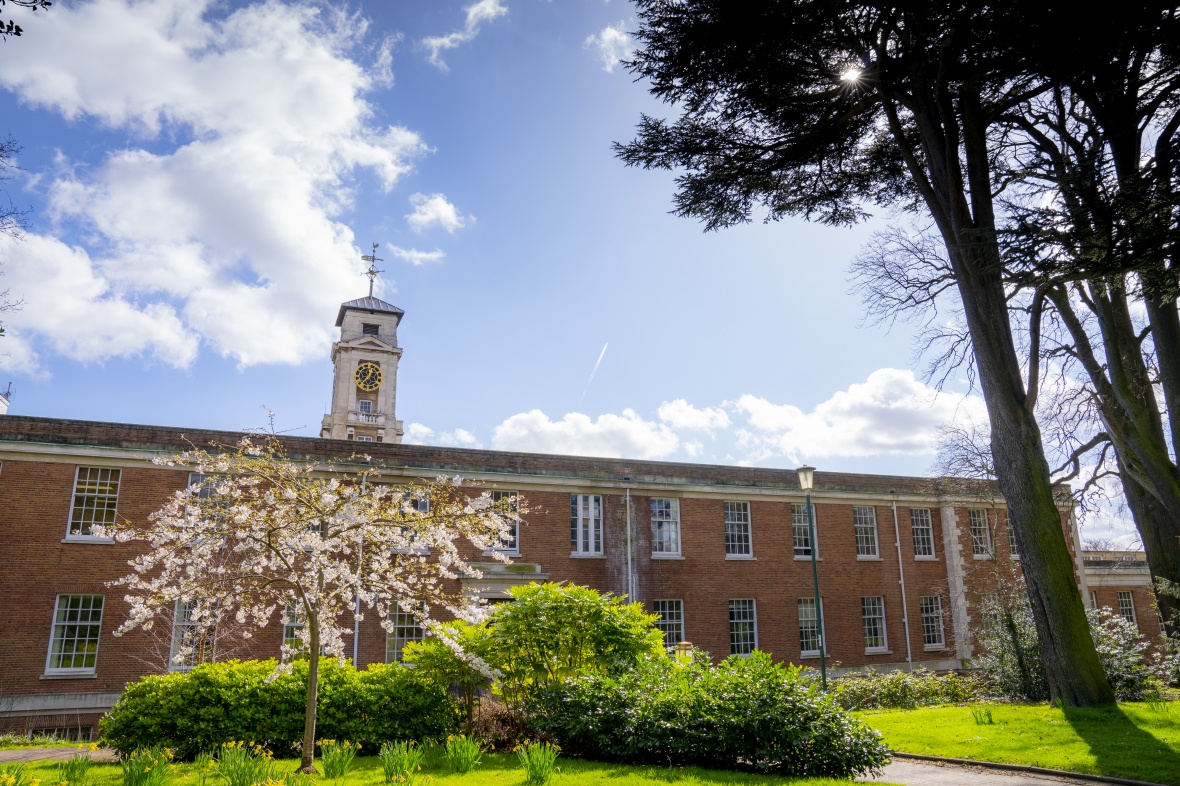 The University of Nottingham stands with our Black students and staff and stands firm against racism.

Read our statement on the killing of George Floyd ow.ly/zPCr50zWVRS

#WeAreUoN and we are #StrongerTogether  

#BlackLivesMatter